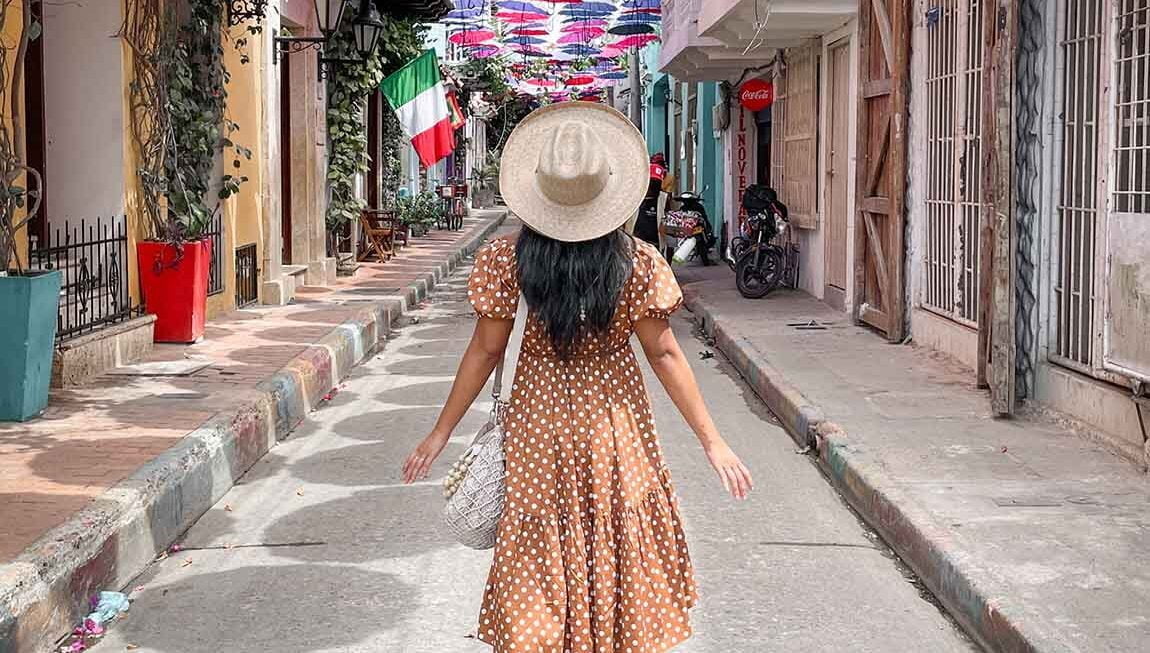 10 Must-Have Stylish Travel Outfits: Discover Your Wardrobe.